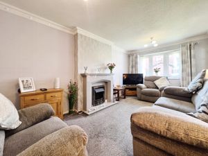 Lounge- click for photo gallery